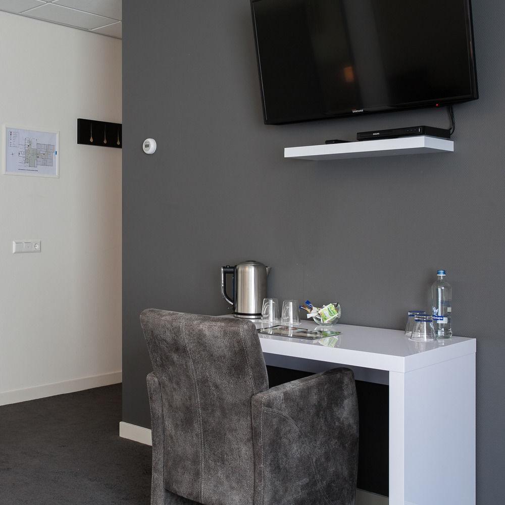 Hotel Het Raedthuys Sint-Maartensdijk Kültér fotó