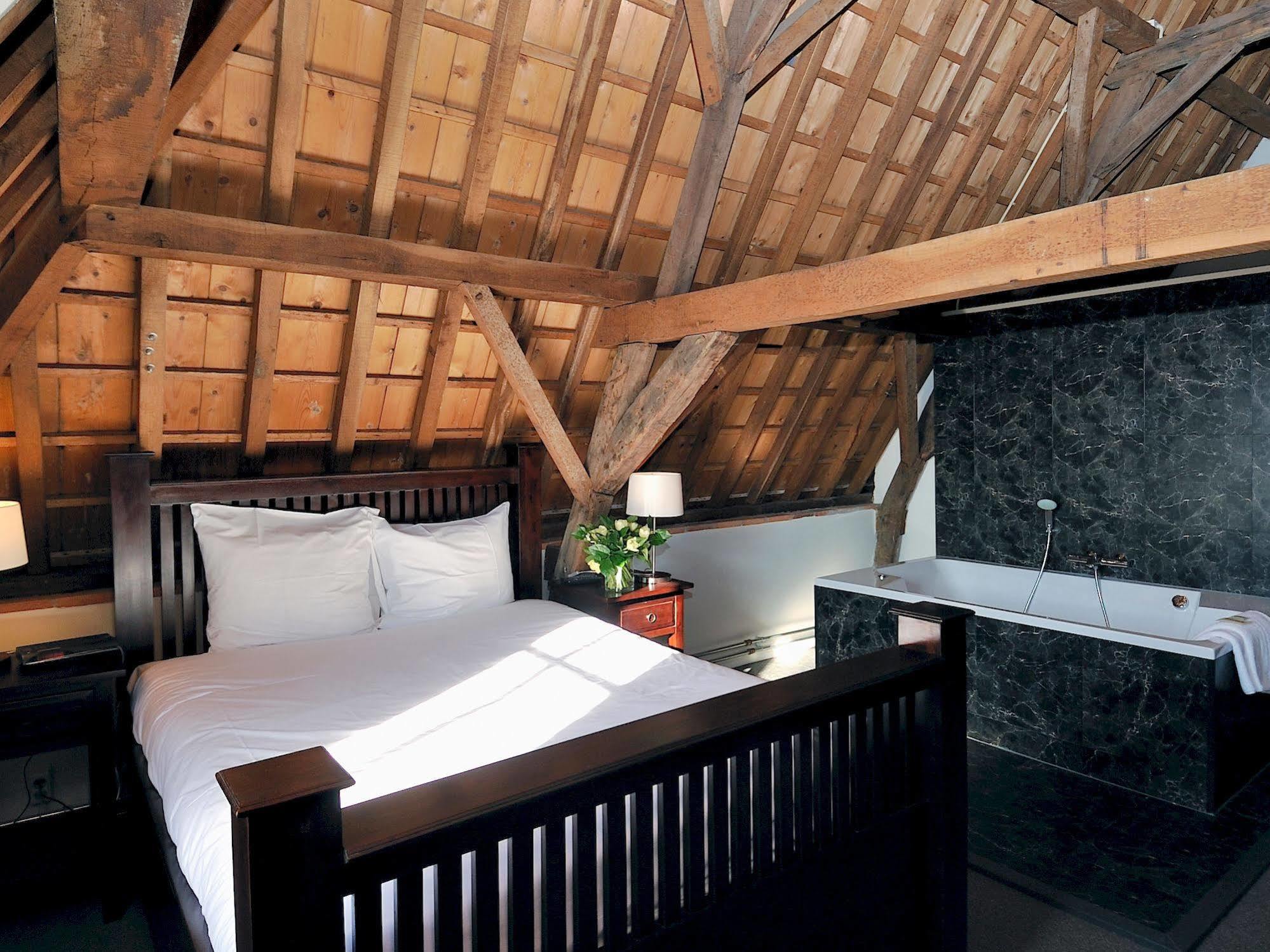 Hotel Het Raedthuys Sint-Maartensdijk Kültér fotó